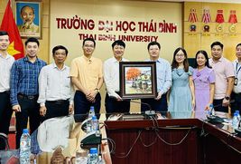 Trung tâm Khảo thí Đại học Quốc gia Hà Nội ký thỏa thuận hợp tác với Trường Đại học Thái Bình